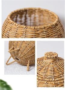 Pot de rangement en rotin tissé à la main avec couvercle, boîte décorative en bambou, organisateur cylindrique artisanal pour la décoration de la maison et du spa - Product Image 3