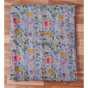 Colcha Kantha Étnica Vintage Hecha a Mano en Rajastán, India, con Estampado a Bloque, Diseño de Patchwork de Algodón Estampado y Cómodo - Product Image 6