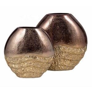 Venta caliente moderno contemporáneo de hierro fundido florero de Metal moderno florero de mesa de Metal florero de hierro costero en precio al por mayor - Product Image 2