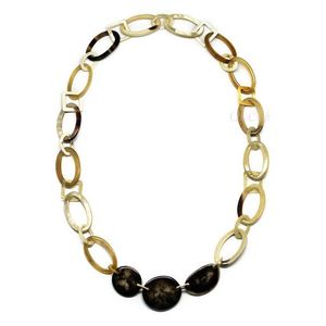 Collar de cuerno natural hecho a mano con belleza orgánica, ideal para la moda sostenible y los mercados de joyería ecológica. - Product Image 5