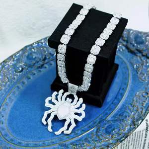 Collier pendentif araignée de luxe serti de diamants avec chaîne cubaine en diamants, bijoux tendance hip-hop pour homme, cadeau - Product Image 4