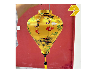 Traditional Handmade Eco-Friendly Hoi Silk Lantern Golden Yellow Garlic Shape Lotus Flower <b>Pattern</b> Hanging Decor Silk Lantern - Product Image 1
