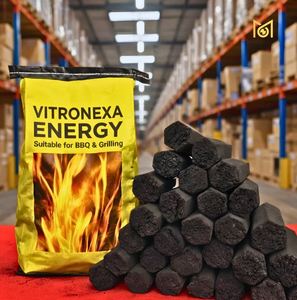 Carton de 10 kg de briquettes de charbon de bois hexagonales noires, combustible pour barbecue à combustion longue durée (5-7 heures), export en vrac à prix de gros - Product Image 6