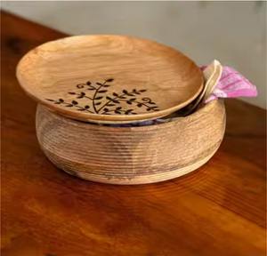 Boîte à chapati en bois massif faite à la main, conteneur pour ranger le pain roti - Product Image 1