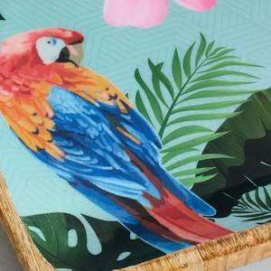 Assiette décorative carrée en bois d'acacia, motif tropical : Toucan, perroquet, fleur d'hibiscus - Product Image 6