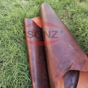 Ceinture en cuir de buffle Crazy Horse, finition embossée, tannage personnalisé, motif animal écologique, personnalisable ISONZ - Product Image 4