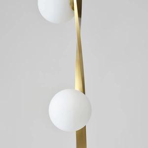 Lámpara de Pie con Pantalla de Vidrio Decorativa y Base Cromada para Iluminación de Sala de Estar de Lujo - Product Image 6