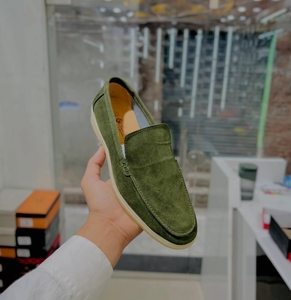 Mocasines Negros Personalizados para Hombre con Cierre de Hebilla en la Puntera, Correa en el Tobillo, Duraderos, Antideslizantes, Ecológicos, Transpirables, de Goma - Product Image 5