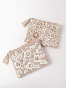 Bolso de lino hecho a mano con bordado floral y borla, forma rectangular, bolsa de cosméticos, regalo de boda a los precios más bajos. - Product Image 1
