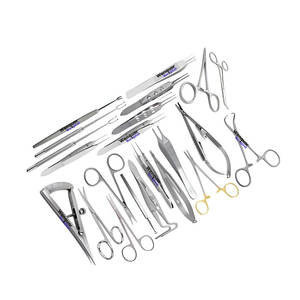 Juego de Instrumentos Quirúrgicos para Cirugía Mayor, Diseñados para un Corte, Pinzado, Retracción y Sutura Seguros y Eficaces - Product Image 1