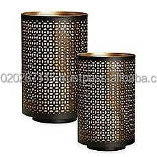 Bougeoir votif en fer décoratif avec design découpé au laser artisanal parfait pour les idées de décoration de maison rustique moderne - Product Image 3