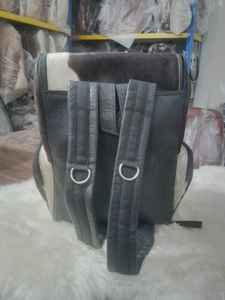 Sac à dos en cuir véritable fait main pour ordinateur portable, sac d'école multifonctionnel grande capacité unisexe avec fermeture éclair 20-35L HNBP-0049 - Product Image 6