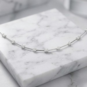 Collar con diamantes de corte mixto de 5.50 quilates con engaste de bisel - Product Image 2