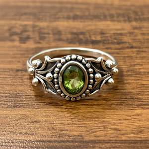 2.9 Grams Fine <b>Peridot</b> <b>Ring</b> - Product Image 3