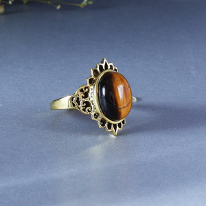 Anillo de Moda Vintage con Cabujón Ovalado de Ojo de Tigre, Estilo Bohemio, Chapado en Oro sobre Latón - Product Image 3