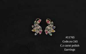 Boucles d'oreilles clous 11765 en laiton plaqué or, zircon cubique et zircone, bijoux de mode pour fêtes et mariages - Product Image 4