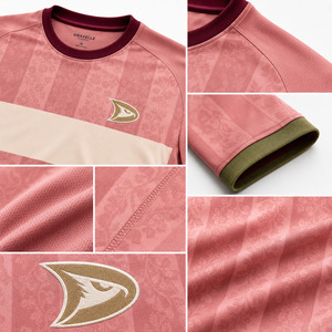 Fabricant de tenues de football personnalisées pour adultes |   Uniforme de football d'été sublimé OEM/ODM à faible MOQ |   Polyester haute performance - Product Image 6
