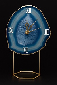 Beautiful Handmade Resin <b>Table</b> <b>Clock</b> Suitable for Decorative <b>Table</b> Accent In Hotels Or Guest Rooms And Reception Areas Decor - Product Image 4