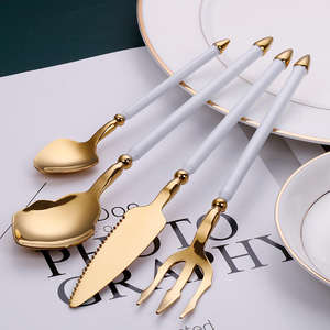Juego de Cubiertos de Acero Inoxidable con Acabado de Espejo de Lujo |   Cubiertos Elegantes para Comidas Finesas, Bodas y Banquetes - Product Image 1