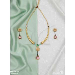 ชุดสร้อยคอและต่างหูดีไซน์ลายดอกไม้สไตล์ชาติพันธุ์  งานแต่งงานแบบอินเดีย  สำหรับผู้หญิง  เหมาะสำหรับงานเทศกาล - Product Image 5