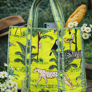 กระเป๋าโท้ทผ้าฝ้ายเย็บมือสุดหรูสำหรับผู้หญิง ลายพิมพ์บล็อกทันสมัย กระเป๋าใส่สัมภาระแบบยั่งยืน ซักได้ - Product Image 1