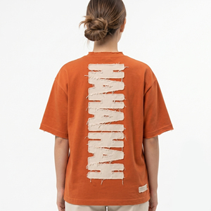 T-shirt femme oversize à épaules tombantes avec broderie effet usé - Product Image 3