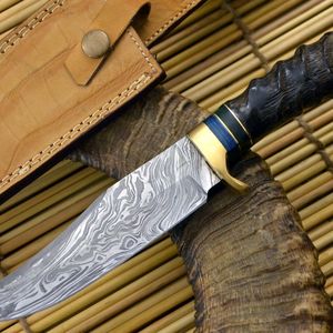 Couteau de chasse et de camping en acier Damas de haute qualité, manche en bois de cerf avec étui en cuir - Product Image 5