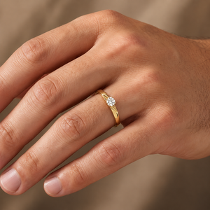 Anillo de Aniversario de Moissanita Chapado en Oro Amarillo, Forma Redonda, Diamante, Ajuste Cómodo, Anillo de Propuesta Unisex - Product Image 3