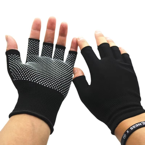 Gants de sport légers et respirants en polyester pour hommes, à demi-doigts, avec fermeture à lacets pour la musculation et le fitness - Product Image 1