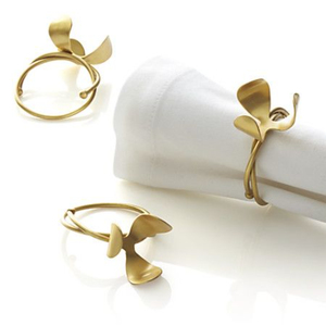 Juego de servilleteros de lujo con forma de corazón dorado para decoración de bodas, soporte metálico hueco con doble corazón para el Día de San Valentín - Product Image 3