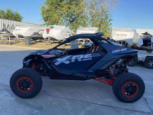 Vehículos Utilitarios Nuevos Can-Am Maverick R X RS en Color Azul Polvoriento y Rojo Legión de Calidad - Product Image 2
