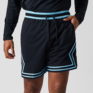 Shorts de sport pour hommes personnalisés haut de gamme en maille respirante, séchage rapide, athlétiques, pour la gym, la course et l'entraînement, écologiques, anti-plis, taille élastique - Product Image 1