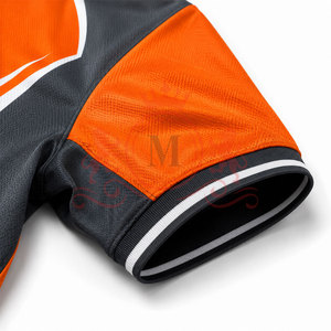 Camiseta de Fútbol para Hombre, Color Naranja y Negro, Manga Corta, Cuello en V, Absorbe la Humedad, Poliéster, Ajuste Atlético, para Todas las Temporadas - Product Image 5
