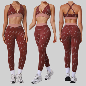 Ensemble de vêtements de sport personnalisés à pois pour femmes, fabricant et fournisseur de vêtements de fitness et de yoga (soutien-gorge et leggings) - Product Image 1