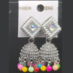 Boucles d'oreilles Jhumka en argent oxydé plaqué, forme diamant, avec cadre perlé et pampilles colorées, bijoux ethniques - Product Image 1