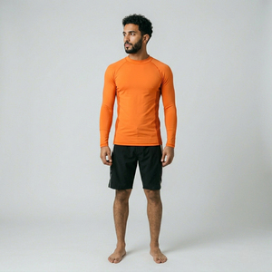 Camiseta de Compresión Transpirable para Hombre, Camiseta Deportiva de Manga Larga para Surf, con Logotipo Personalizado, de Secado Rápido y Antibacteriana - Product Image 1