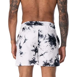 Short de plage blanc tie-dye pour hommes, taille élastique, cordon de serrage, vêtements de plage d'été avec poches latérales - Product Image 5