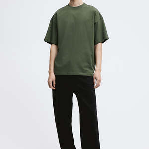 เสื้อยืด ผู้ผลิตเสื้อผ้าชั้นนำในปากีสถาน ผลิตตามสั่ง เป็นมิตรกับสิ่งแวดล้อม เสื้อยืดคอกลมและเสื้อยืดผ้าฝ้ายระบายอากาศสำหรับผู้ชาย - Product Image 2