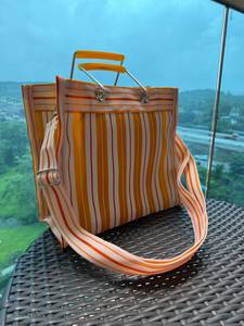 Sac de Douche Portable en Maille Robuste à Séchage Rapide pour Rangement de Jouets de Plage, Organisateur de Salle de Bain en Teck Tendance - Product Image 2