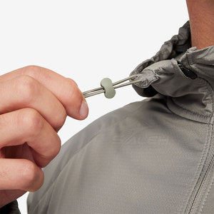 Lightweight <b>Reflective</b> <b>Running</b> <b>Jacket</b> With Full Zip Closure <b>Reflective</b> Details And Quick Dry Material For Fitness Activities - Product Image 4