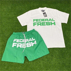 Ensemble de survêtement personnalisé pour homme : T-shirt et short en coton avec logo sur mesure – Idéal pour l'été - Product Image 4