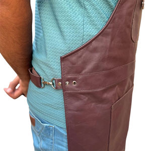Tablier en cuir véritable personnalisable de qualité supérieure LEMBRO INDUSTRY avec poches, pour boucher, barbier, chef, vêtements de travail de cuisine, fabriqué au Pakistan - Product Image 3