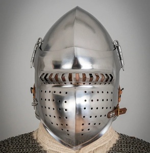Casque médiéval Sentinel, réplique historique de guerrier de qualité supérieure, conçu pour les productions scéniques, les reconstitutions et les événements d'exposition - Product Image 5
