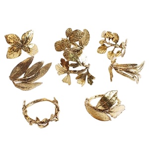 Rond de serviette en métal fait à la main style indien classique de qualité super fine Rond de serviette décoratif de fête de mariage stocké - Product Image 1