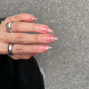 สติ๊กเกอร์ติดเล็บเจลยูวีสีพื้น คุณภาพระดับซาลอนเกาหลี 100% ปลอดภัยสำหรับผู้ทานมังสวิรัติ ไม่ทดลองกับสัตว์ ปลอดสารพิษ - Product Image 5