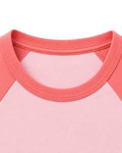T-shirt Raglan Personnalisé Rose Bébé et Pêche Corail pour Femme – Col Rond Décontracté, Manches Courtes, Mélange de Coton Doux, Haut Tendance Estival - Product Image 6