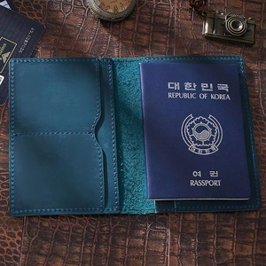 Full Grain Leather <b>Passport</b> Holder RFID Blocking Luxury Travel <b>Wallet</b> Genuine Leather <b>Passport</b> Case Manufacturer LPH-0333 - Product Image 3