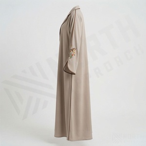 ชุดกิโมโนแบบ OEM ปี 2025 เสื้อคลุมอาบายะ ผ้าโพลีเอสเตอร์เนื้อนุ่ม ยืดหยุ่นสูง หนาขึ้น สำหรับผู้หญิงมุสลิม คอวี แขนยาว เหมาะสำหรับงานปาร์ตี้ รอมฎอน งานแต่งงาน - Product Image 3