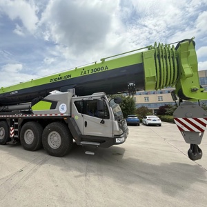 Grue tout-terrain ZOOMLION ZAT3000V de 300 tonnes avec flèche de 80 m pour l'installation d'éoliennes et les levages lourds - Product Image 1