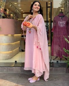 Best Selling Women's Pink Color Chanderi Silk Embroidery <b>Kurti</b> with Chanderi Silk Pant Organza Dupatta Set - Product Image 2